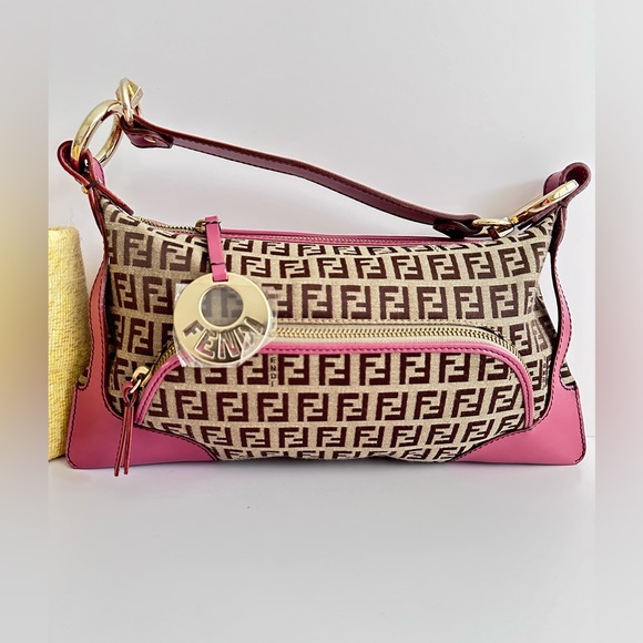 Fendi Handbags - RARE 💫Like New Fendi vintage zucchini baguette. 100% authentic.